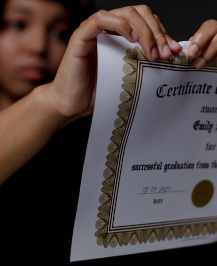 Купить диплом экономиста в Рославле